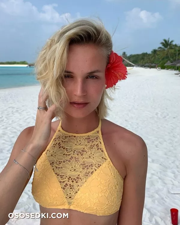 Голая Полина Гагарина - фото в бикини, Maxim, Instagram - 68