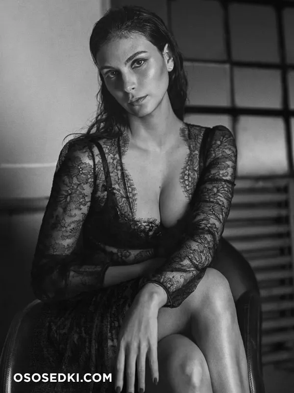 Морена Баккарин голая - фото Morena Baccarin - 39
