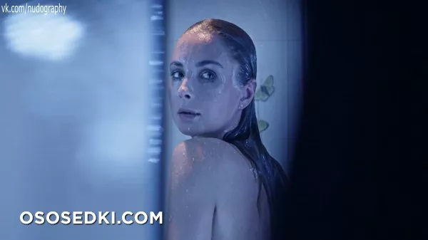 Скриншоты с голыми и сексуальными актрисами - 43