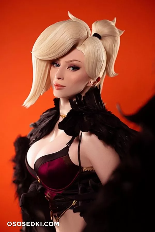 Lady Melamori - Witch - 2