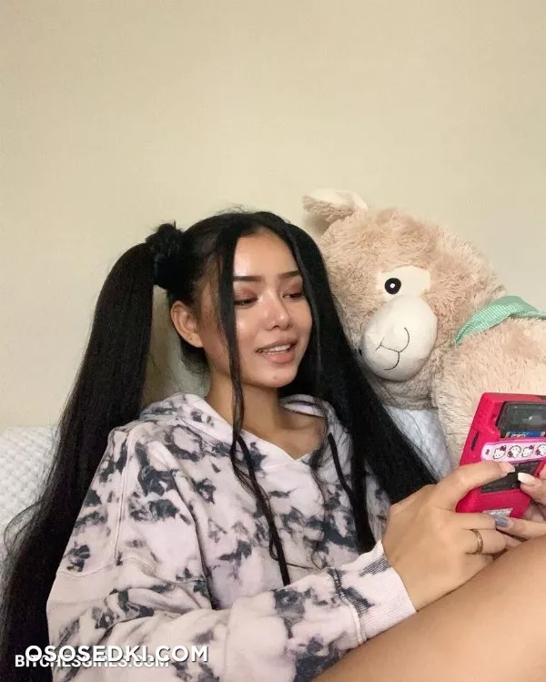 Bella Poarch aka bellapoarch - Tiktok Hots - 28