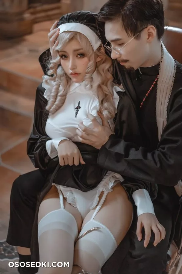 [Cos]一笑芳香沁 - 修女与神父 Original characters - 35