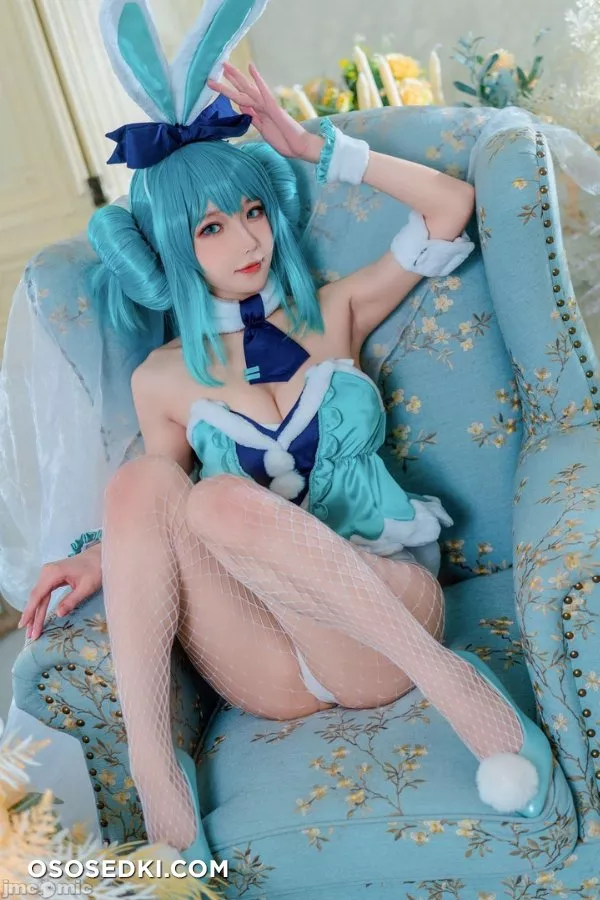 Miku Hatsune - 25