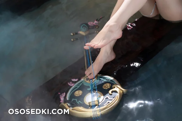 Aqua - Ruan Mei - 16