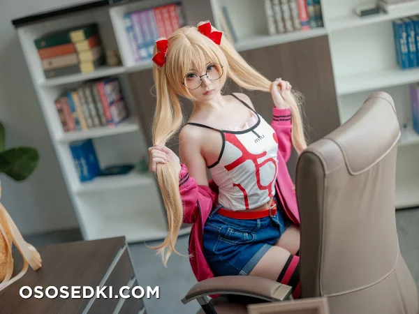Airi cosplay - 10