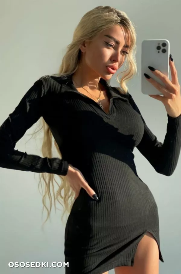 Alena Omovych - 6