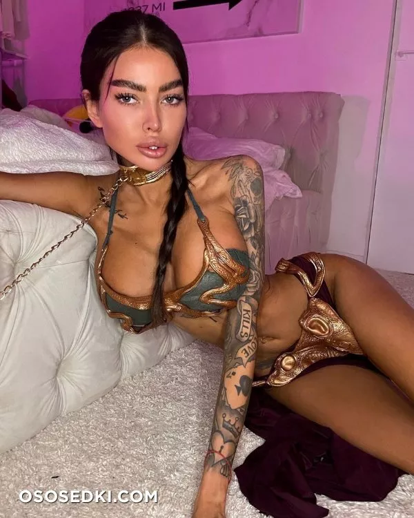Alena Omovych - 16