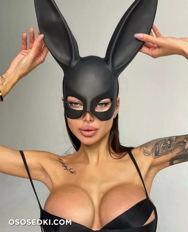 Alena Omovych - 78