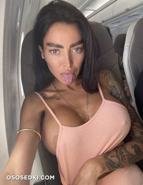 Alena Omovych - 151