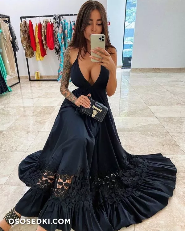 Alena Omovych - 171
