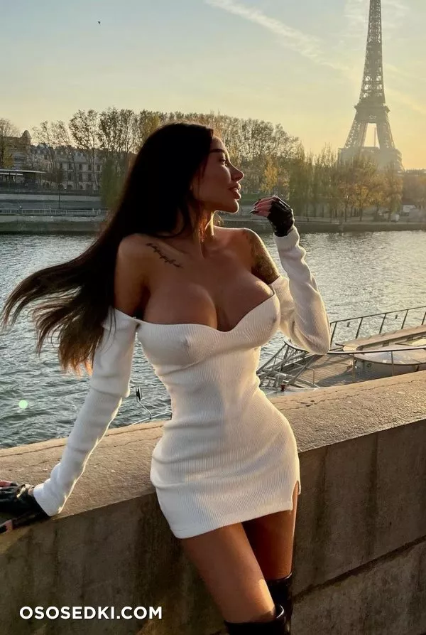 Alena Omovych - 251