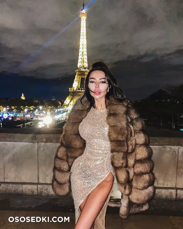 Alena Omovych - 343