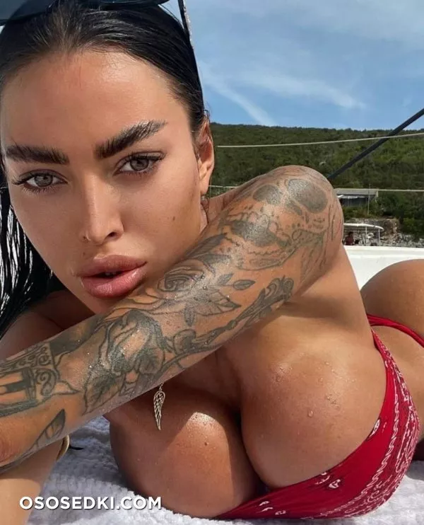 Alena Omovych - 358