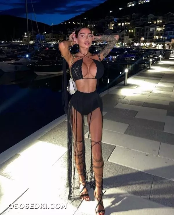 Alena Omovych - 445