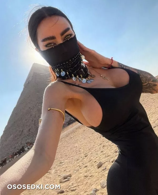 Alena Omovych - 459