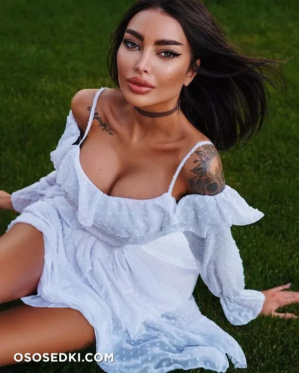 Alena Omovych - 462