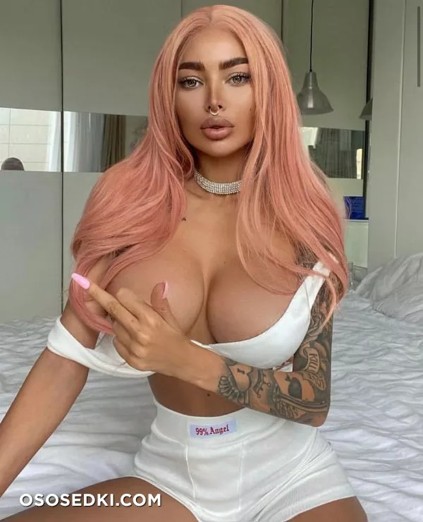 Alena Omovych - 510