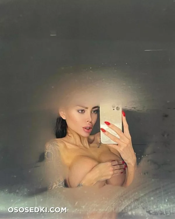 Alena Omovych - 511
