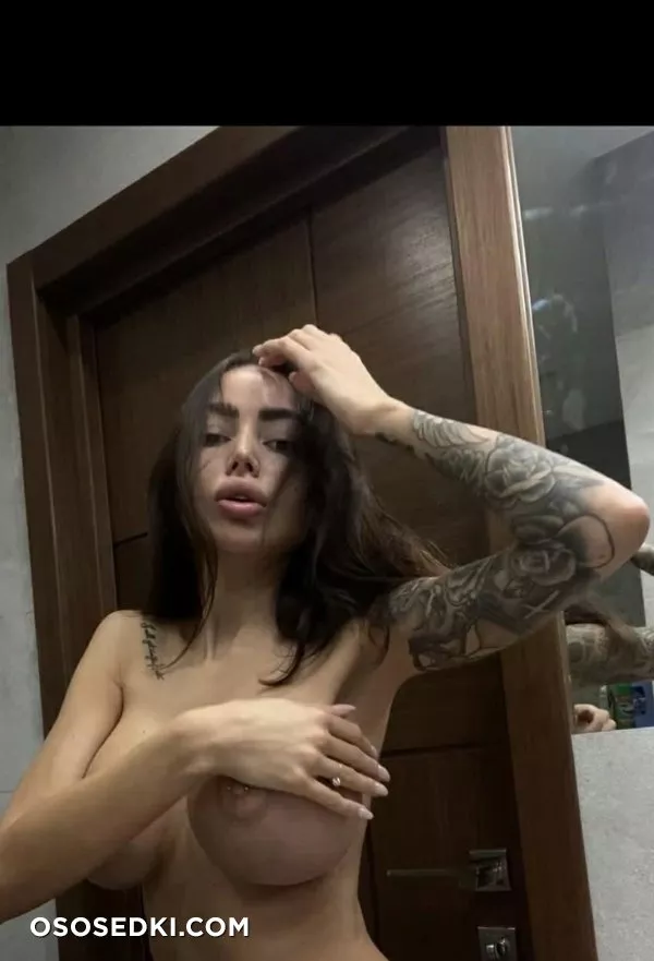 Alena Omovych - 569