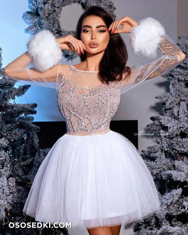 Alena Omovych - 757