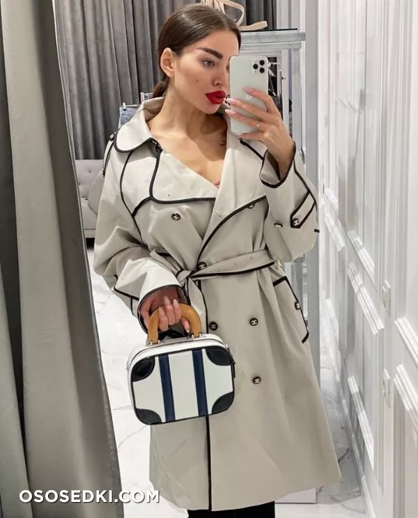 Alena Omovych - 955