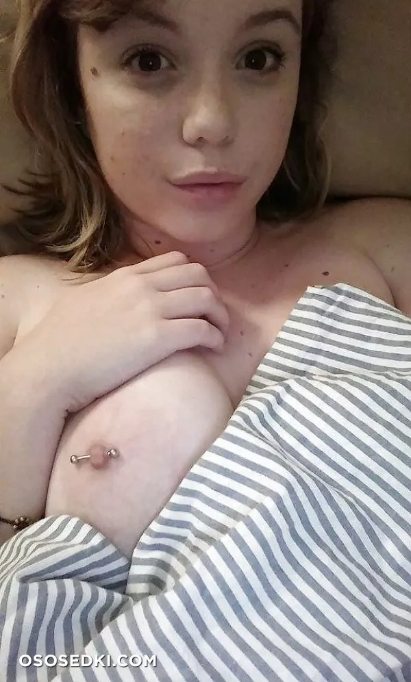 Hot Busty Amateur - 36