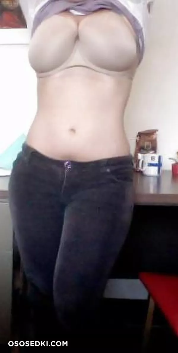 Flashing my body at work - 5