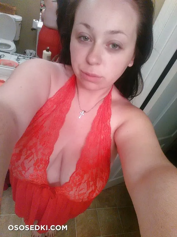 Ashlee - 16