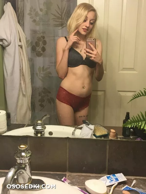 Skinny Dirty Blonde Selfie Girls Fantasies Photos - 58