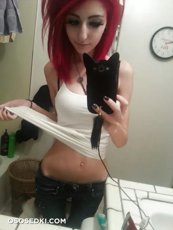 Hot redhead teen - 18