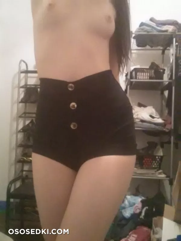 Hobbit Girl - 316