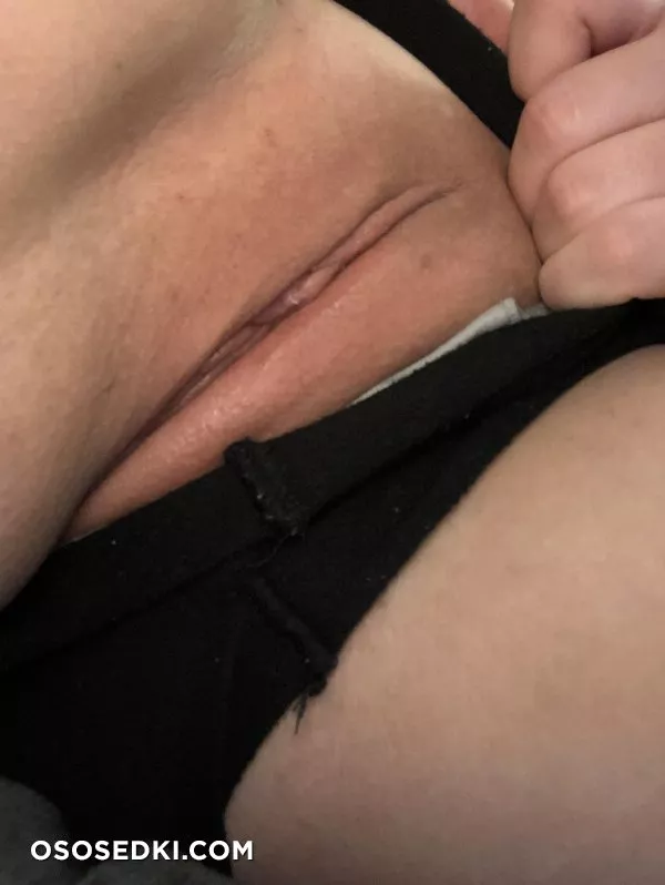 reddit_user Assntittiesss - 29