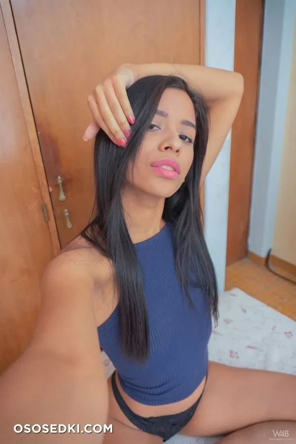 Karin Torres - 19