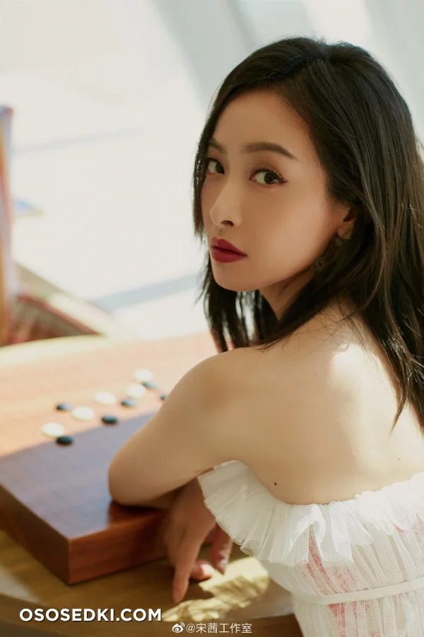 Song Qian nude. Onlyfans, Patreon, Fansly leaked 24 nude photos and videos