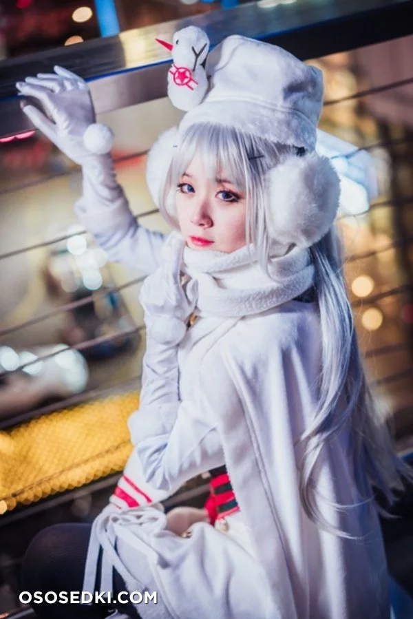 [秋楚楚] Enterprise Christmas nude. Onlyfans, Patreon leaked 19 nude photos and videos