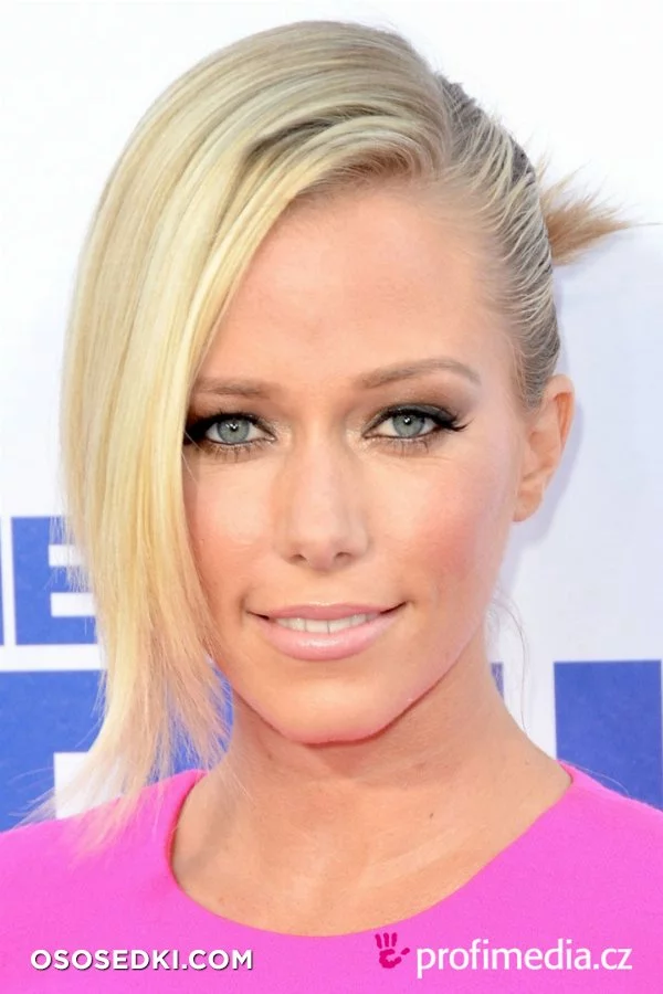 Kendra Wilkinson nude. Onlyfans, Patreon, Fansly leaked 246 nude photos and videos