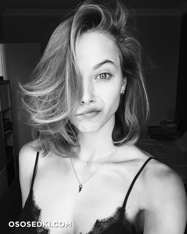Coline Aulagnier nude. Onlyfans, Patreon, Fansly leaked 130 nude photos and videos