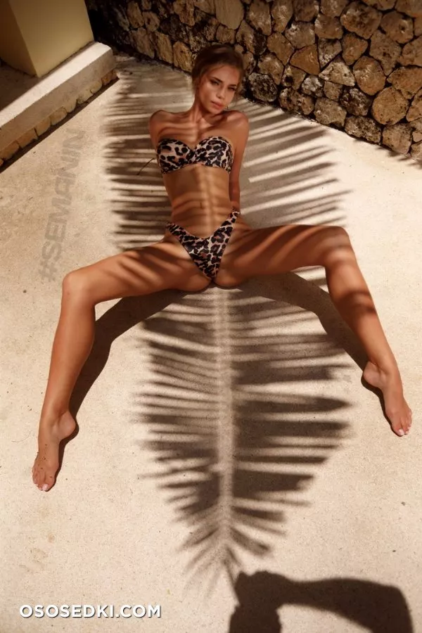 Liza Vaiss & Esmeraldaat Bali Luxury Villa nude. Onlyfans, Patreon, Fansly leaked 5 nude photos and videos