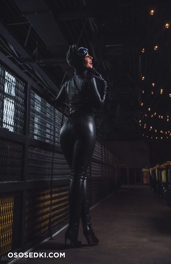 Catwoman nude. Onlyfans, Patreon, Fansly leaked 22 nude photos and videos