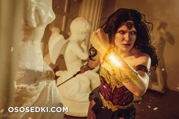 Wonder Woman nude. Onlyfans, Patreon leaked 10 nude photos and videos
