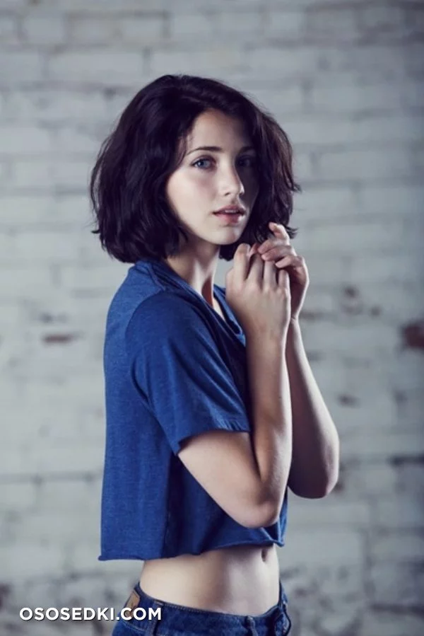 Emily Rudd nude. Onlyfans, Patreon, Fansly leaked 11 nude photos and videos