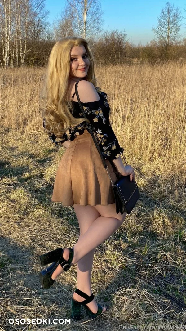 #Littlewicked - #Outdoor nude. Onlyfans, Patreon, Fansly leaked 39 nude photos and videos