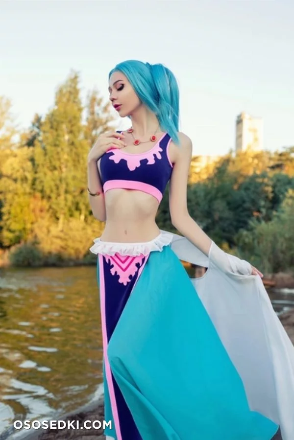 Nefertari Vivi nude. Onlyfans, Patreon, Fansly leaked 2 nude photos and videos