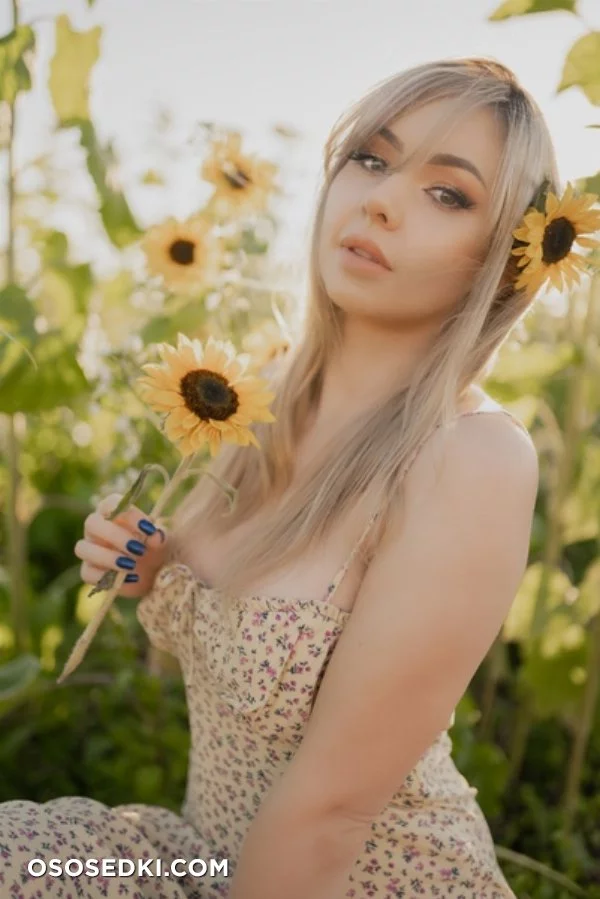 2020 Sun Flowers nude. Onlyfans, Patreon, Fansly leaked 16 nude photos and videos