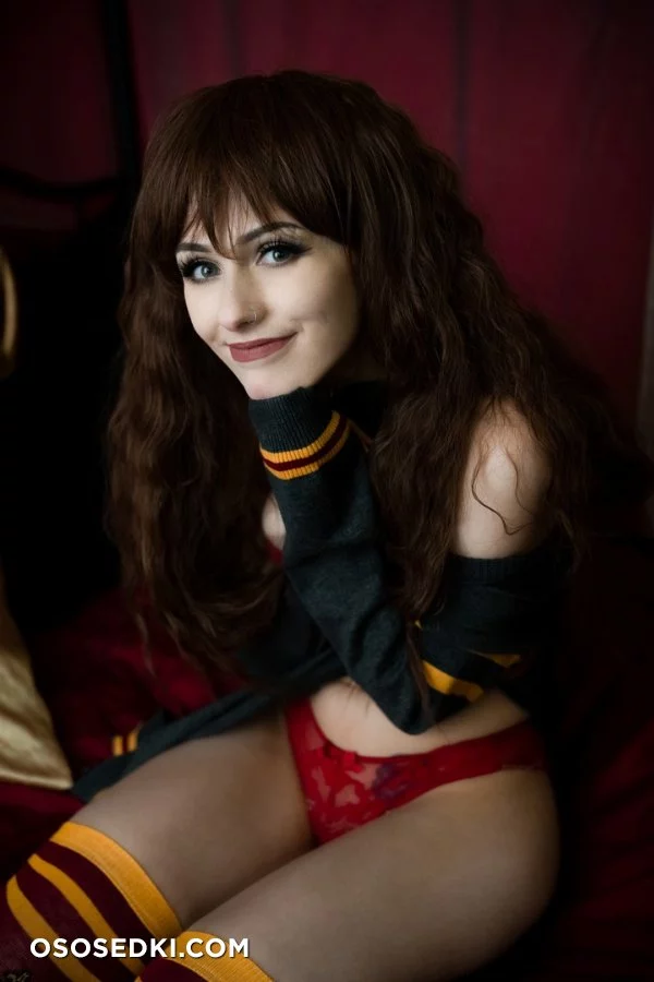 RolyatIsTaylor | Hermione nude. Onlyfans, Patreon leaked 29 nude photos and videos