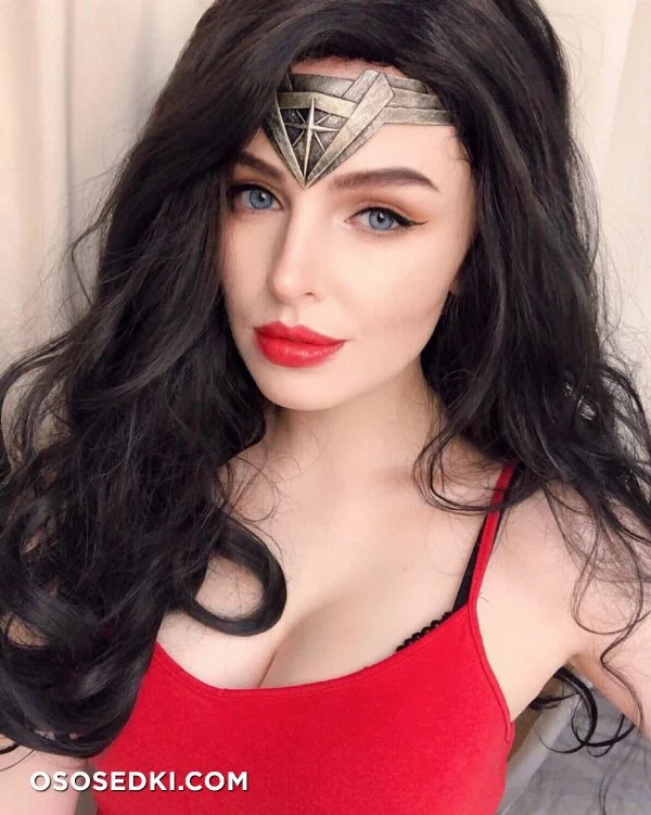 uksauksa | Wonder Woman nude. Onlyfans, Patreon leaked 6 nude photos and videos