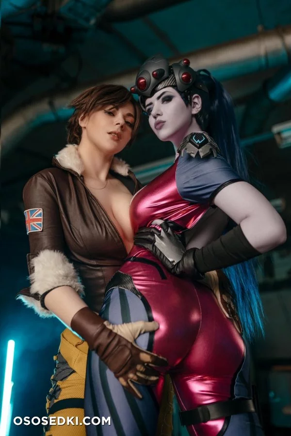 Alina Becker and Adamae | Widowmaker and Tracer nude. Onlyfans, Patreon, Fansly leaked 49 nude photos and videos