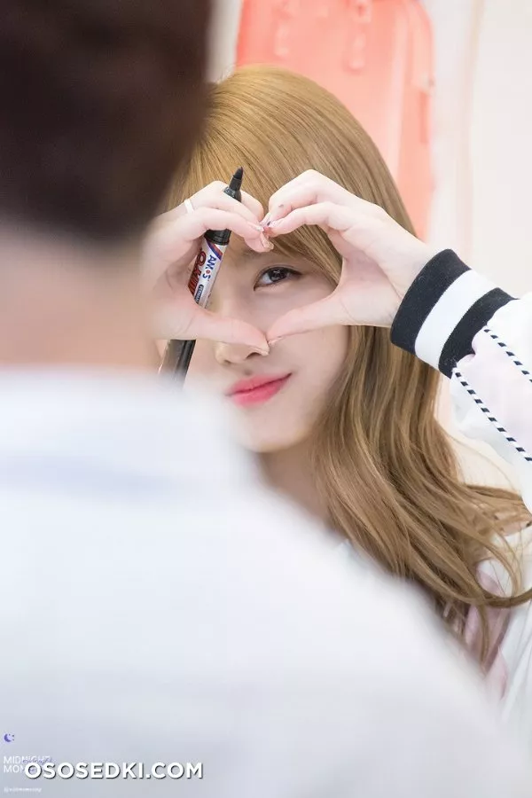Hirai Momo nude. Onlyfans, Patreon, Fansly leaked 10 nude photos and videos