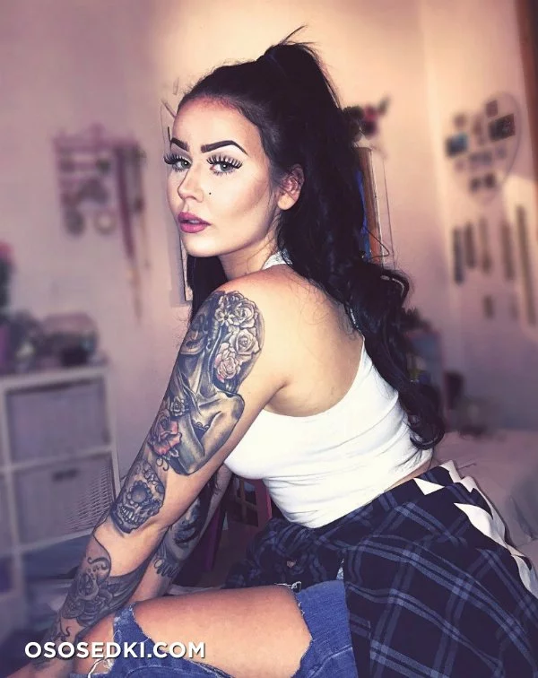 Christine Kerr nude. Onlyfans, Patreon, Fansly leaked 11 nude photos and videos