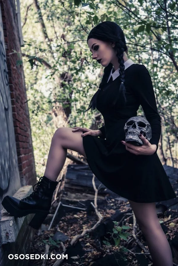 Rolyatistaylor Wednesday Addams cosplay patreon set nude. Onlyfans, Patreon leaked 16 nude photos and videos